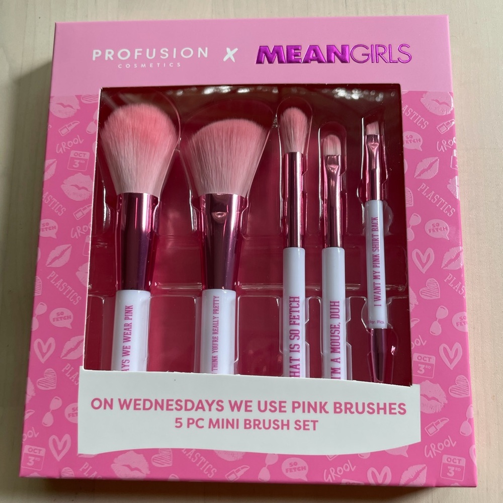 Mean Girls x Profusion Makeup Brush Set